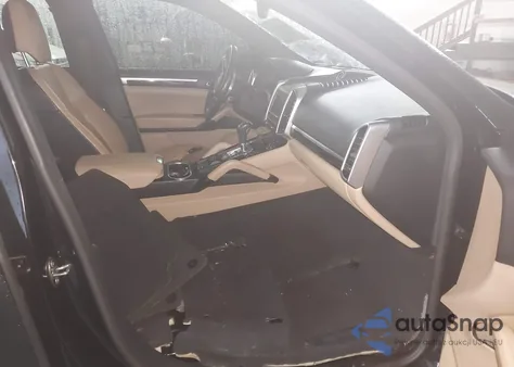 2016 Porsche Cayenne E-Hybrid S from USA, damaged, VIN WP1AE2A24GLA17473